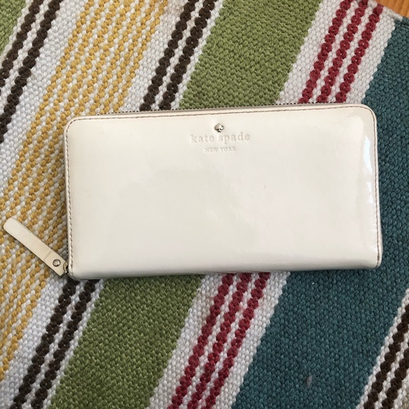 kate spade Handbags - Kate spade patent leather continental wallet ivory